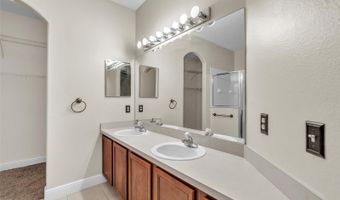 6927 SURREY HILL Pl, Apollo Beach, FL 33572