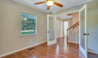 24 Chesterfield Lake Dr, Beaufort, SC 29906