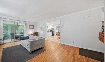 47 Beaver Ln, Bedford, NH 03110