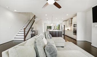 43392 WHITEHEAD Ter, Ashburn, VA 20148