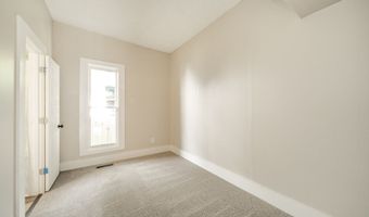 814 W 5th St, Anderson, IN 46016