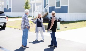 246 River Walk Dr, Avon Park, FL 33825