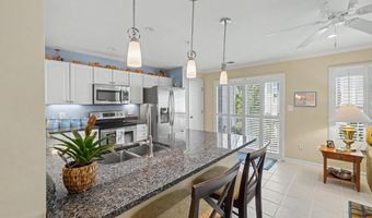 5022 BARBOUR Dr B, Alexandria, VA 22304