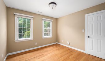 407 Maple Creek Ct, Apex, NC 27502