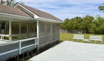 459 Shell Rd, Atlantic, NC 28511