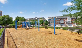20640 SIBBALD Sq, Ashburn, VA 20147