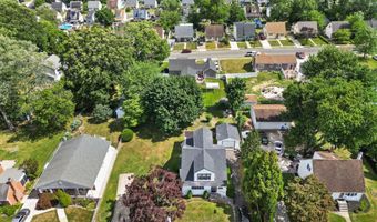 36 APPLE Ave, Bellmawr, NJ 08031