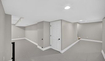 3706 SW Bluegrass Cir, Ankeny, IA 50023