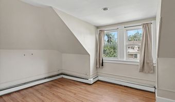 81 N Allen St, Albany, NY 12203