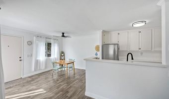 7701 Caminito Leon 201, Carlsbad, CA 92009