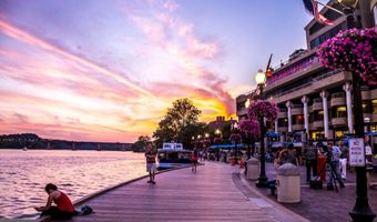 1121 24TH St NW 307, Washington, DC 20037