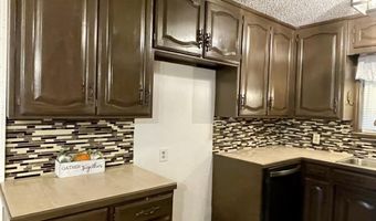 711 Denver St, Alvord, TX 76225