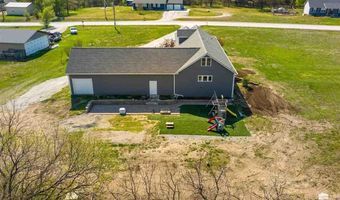 3673 Stewart Farm Rd, Wamego, KS 66547
