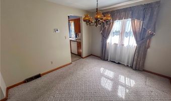 100 Chadwick Ln, Austintown, OH 44515
