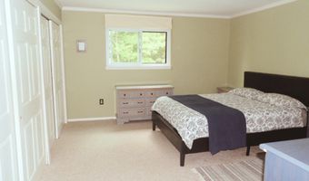 707 Timber Ln 707, Canton, CT 06019