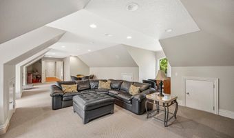 11119 SE LINNY Ln, Boring, OR 97009