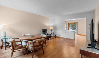 711 OLSON Ave F, Appleton, WI 54914