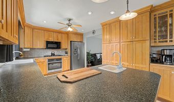 106 Cynwyd Dr, Absecon, NJ 08201