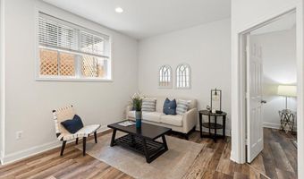 3350 17TH St NW T2, Washington, DC 20010