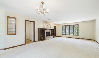 404 Hyden Dr, Alcester, SD 57001