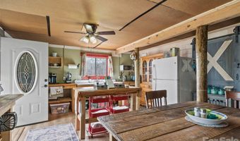 138 Robert Phillips Rd, Bakersville, NC 28705