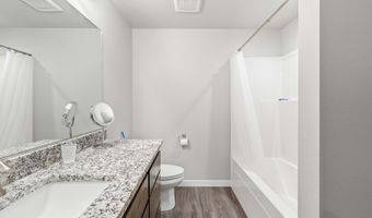 860 1ST St SE, Bandon, OR 97411