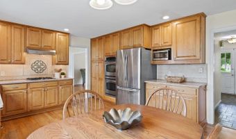 70 N FAIRFIELD Dr, Dover, DE 19901