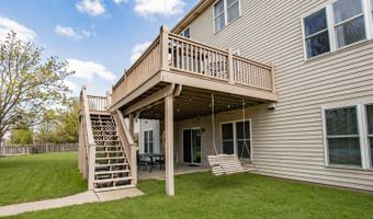 3 BLACKWOLF Ct, Algonquin, IL 60102