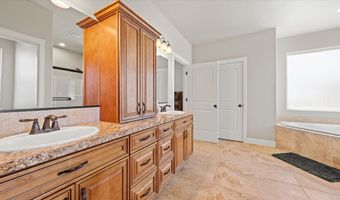 22011 E Berry St, Benton City, WA 99320