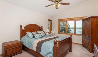15825 Garden View Dr, Apple Valley, MN 55124