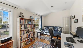 434 N Quidnessett Rd, North Kingstown, RI 02852
