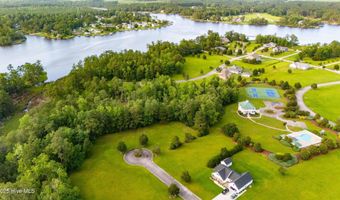 330 Southern Way, Arapahoe, NC 28510