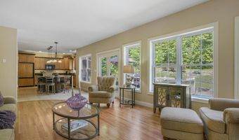21 Wiggin Rd, Bedford, NH 03110