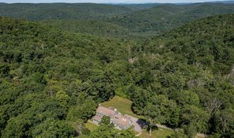 37 Woodruff Ln, Cornwall, CT 06796