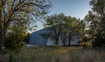 3671 Avenue V, Albert, KS 67511