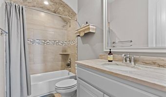 153 Overlook Dr, Aledo, TX 76008