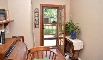 225 King St, Baldwin City, KS 66006