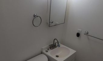 9 St Joseph'S Ter 3B, Albany, NY 12210