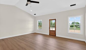 233 Cedar Ln, Allons, TN 38541