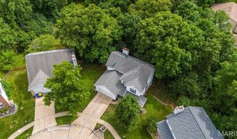 404 Arbor Spring Dr, Ballwin, MO 63021