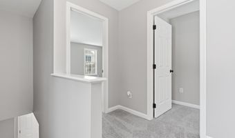 6 Mulberry Ln, Amherst, NH 03031