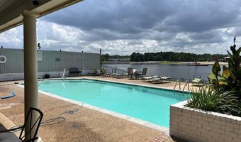 38 Savannah Cir, Brandon, MS 39047