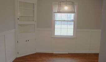 1905 E 47th St, Anderson, IN 46013