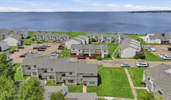 1010 Windrose Dr, Brandon, MS 39047