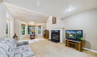 812 Diamond Dr, Arcata, CA 95521