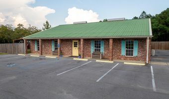 890 Vee St, Biloxi, MS 39532