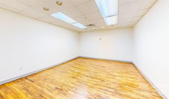 124 College St, Asheville, NC 28801