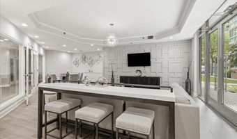 1001 N VERMONT St 804, Arlington, VA 22201