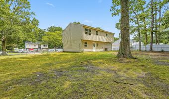 60 Woodland Rd, Bayville, NJ 08721