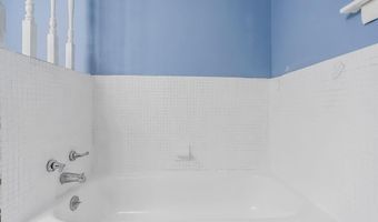 10240 NW State Route 18 Hwy, Amsterdam, MO 64723